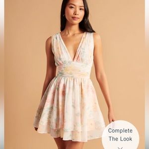 Abercrombie and Fitch flirty drama mini dress